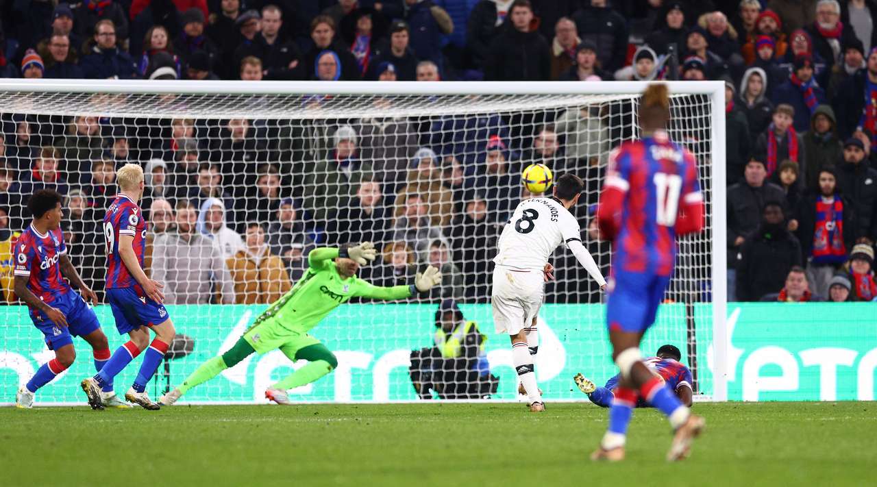 Јунајтед се лизна, Кристал Палас ја прекина серијата на Црвените Ѓаволи!