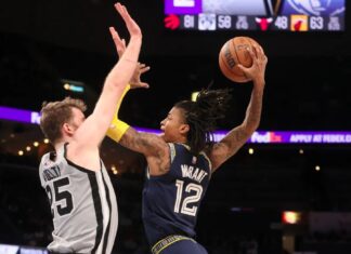 (ВИДЕО) Неверојатни забивања на Морант и Сочан