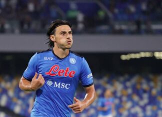 Ељиф Елмас погоди, Наполи го демолираше Јувентус