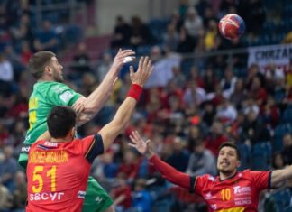 Шпанија, Шведска и Исланд тргнаа со победи на Светското