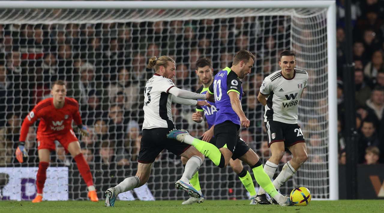 (ВИДЕО) Хари Кејн испиша историја и донесе победа за Тотенхем