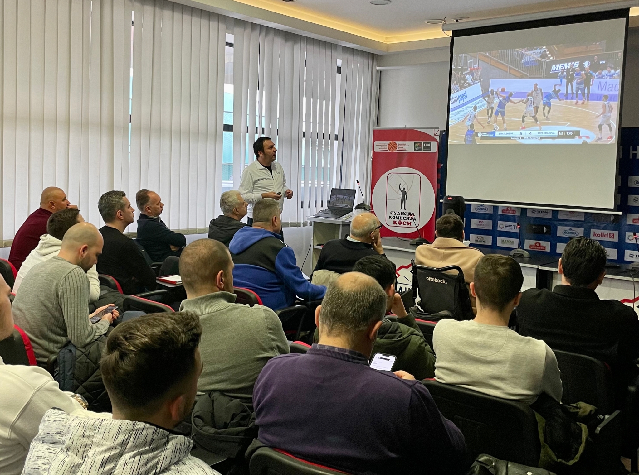Македонските кошаркарски судии одржаа семинар