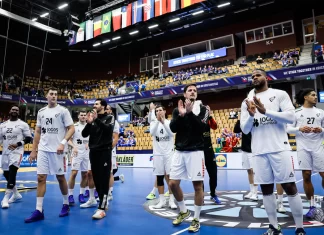 Португалија прва во групата, Полска тешко до победата