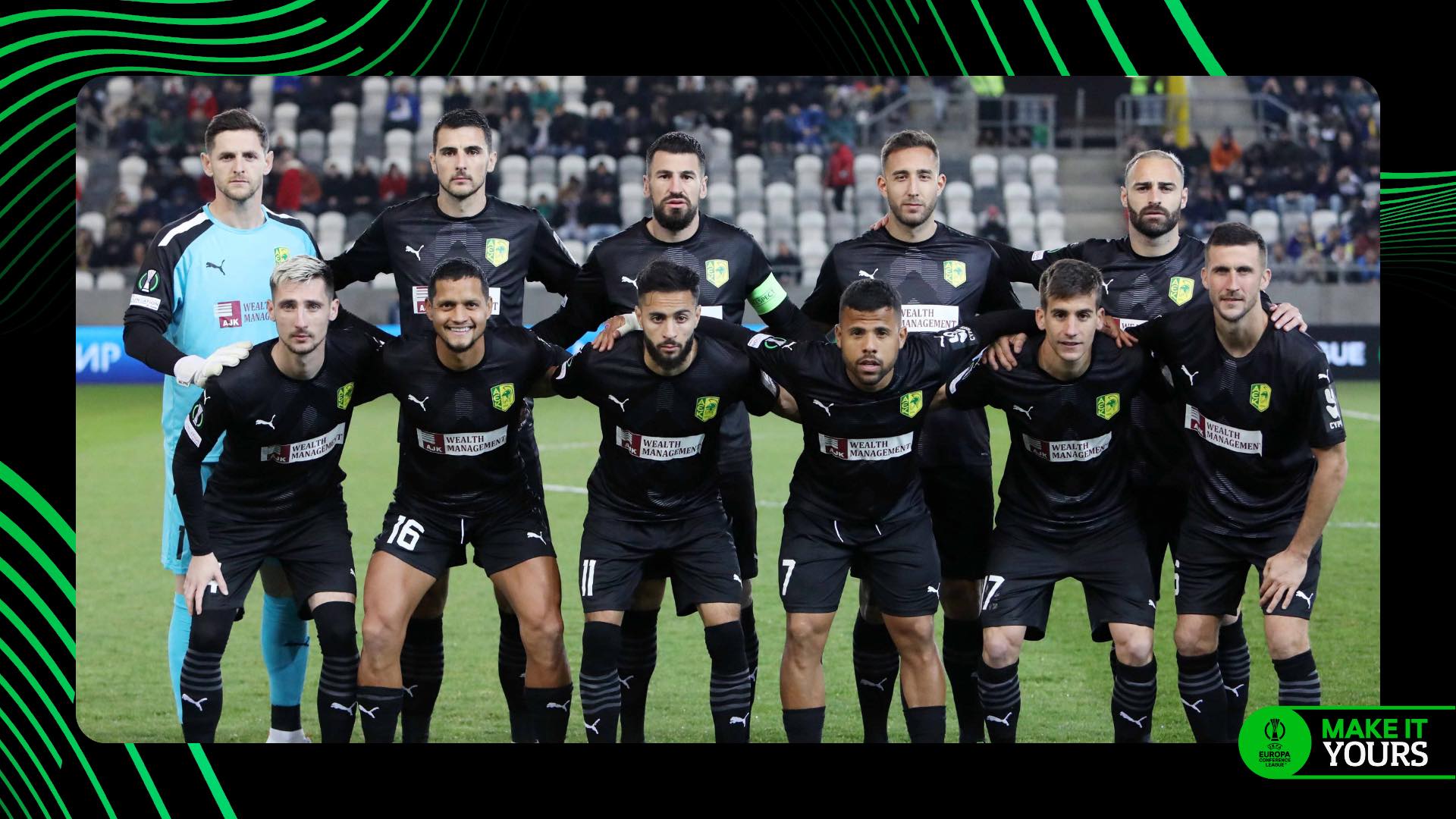 Тричковски од клупа го проследи пласманот на АЕК Ларнака во 1/8