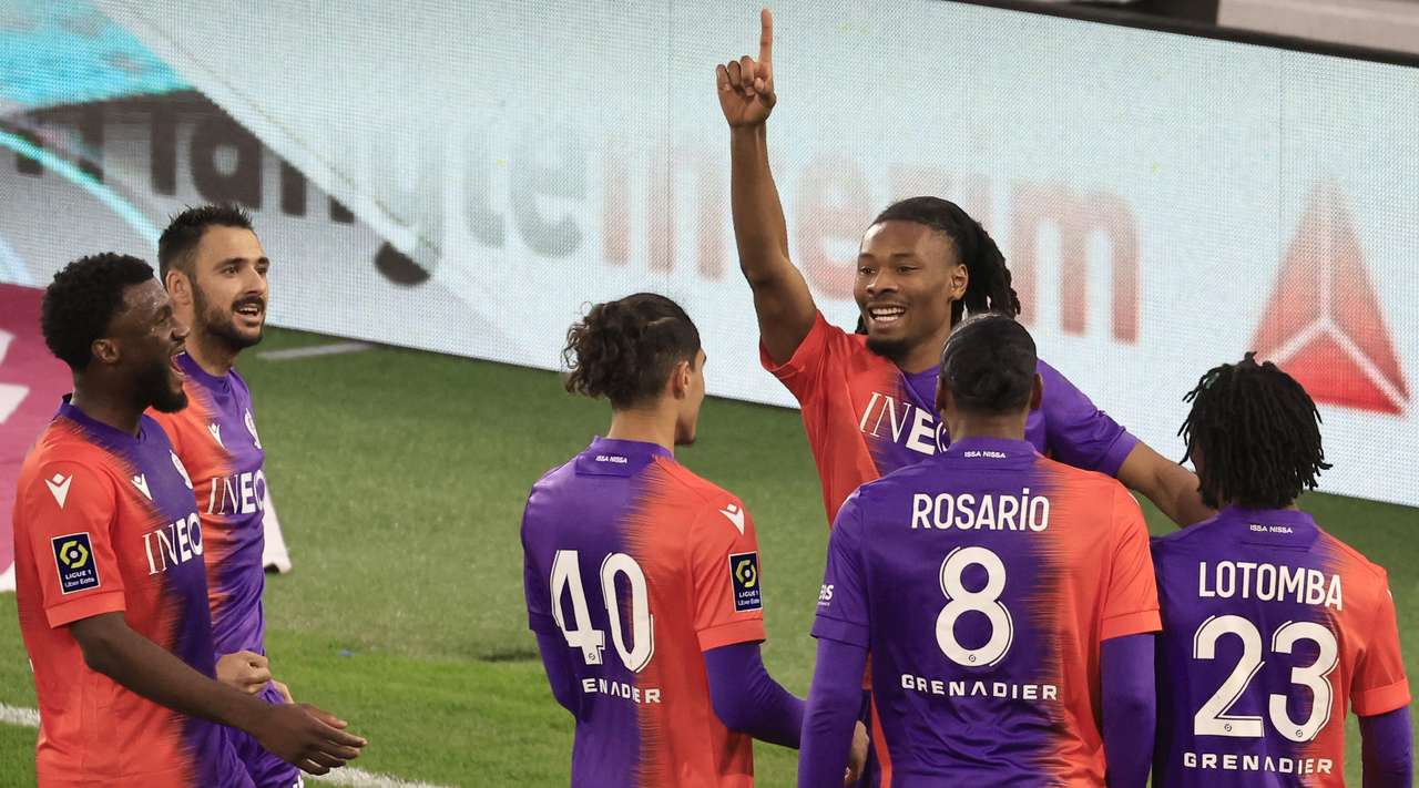 Ница го отпиша Монако од борбата за титула