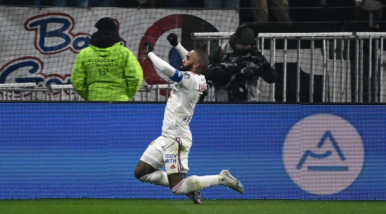 Лион го победи и му ги расипа плановите на Ленс