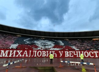 ,,Делије” со спектакуларна кореографија во чест на Синиша Михајловиќ, Војводина му откина бод на лидерот