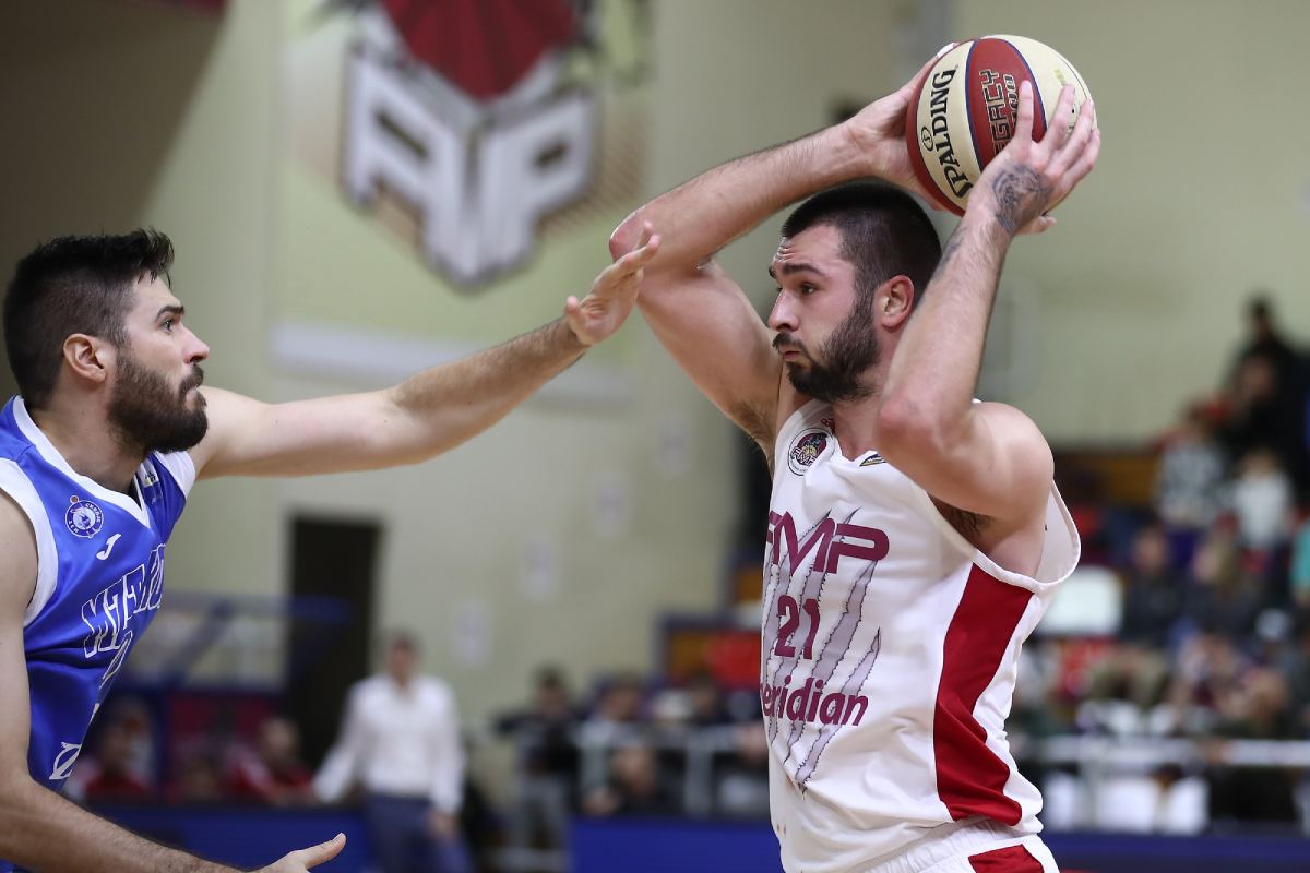 Крстевски: Со поддршка од навивачите можеме до целта, победа