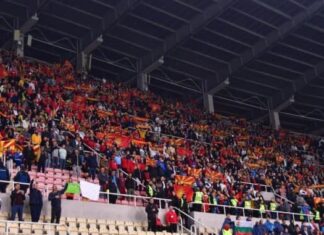 Благодарност до навивачите, од фудбалерите, Стручниот штаб и ФФМ