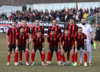 Вардаровите фудбалери побараа од сопственикот да си оди клубот