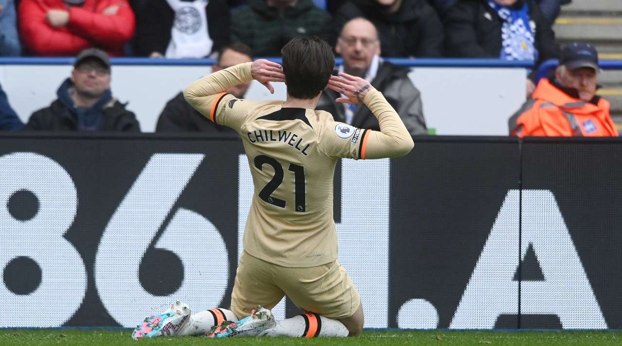 Челзи фаќа победнички ритам, Лестер го чека борба за опстанок