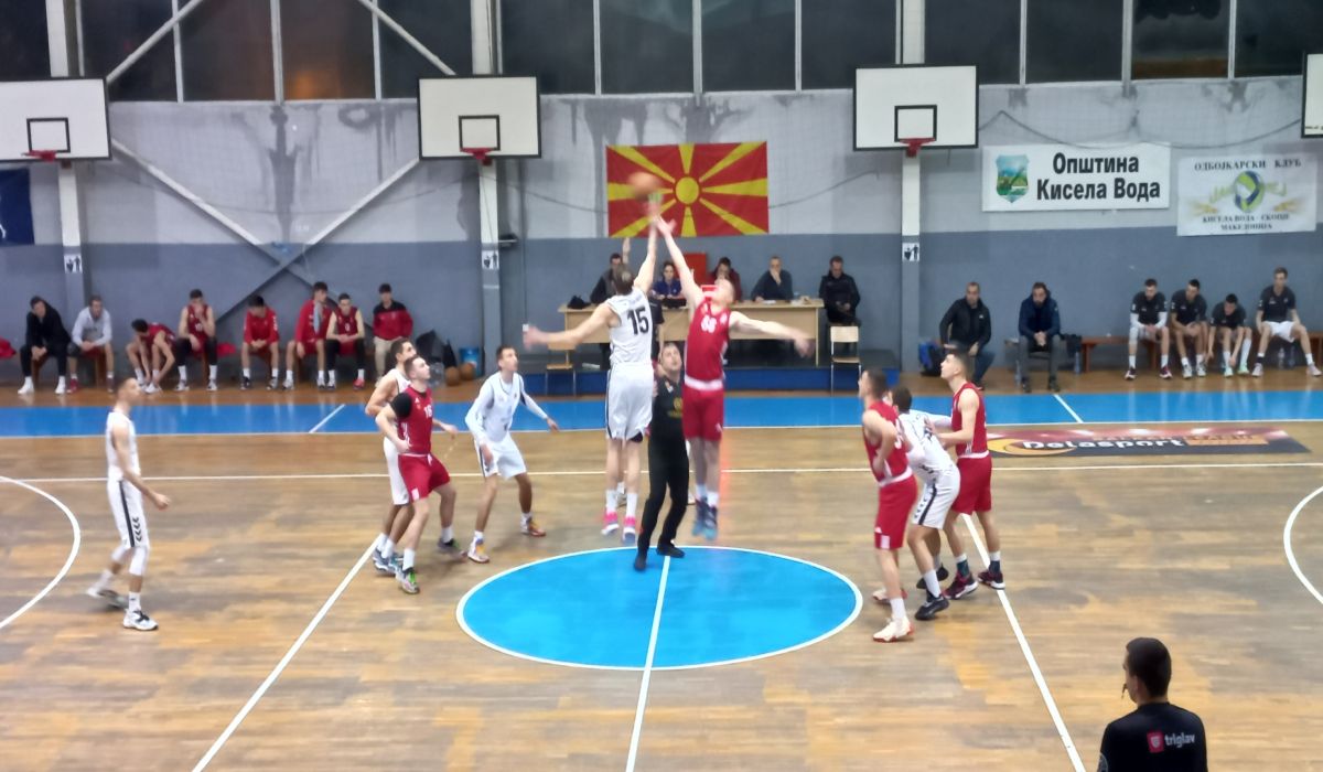 Ангели го решија Работнички и избија на третото место