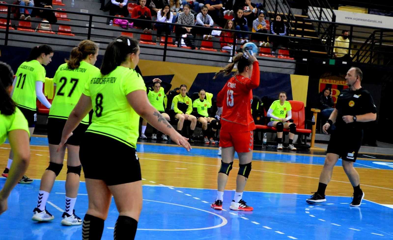 Супер ракометен викенд исполнет со четири дерби дуели