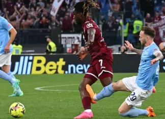 Лацио „киксна“ со Торино и во прашење го доведе второто место