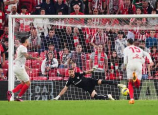 Окампос со гол во финишот и донесе триумф на Севиља во Билбао