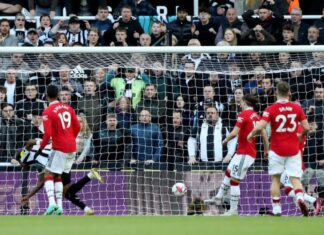 (ВИДЕО) Њукасл му „зема мерка“ на Манчестер Јунајтед