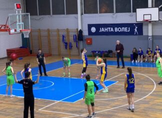 Познат првиот полуфинале пар во плејофот на женското кошаркарско првенство