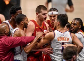 (ВИДЕО) Јокиќ со Денвер против Букер и Феникс во полуфиналето на западот