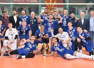 10-ти шампионски трофеј за одбојкарите на Струмица