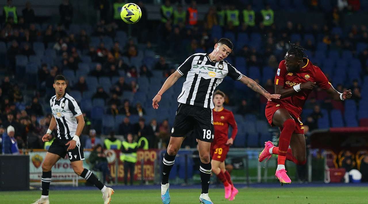 (ВИДЕО)Удинезе на Несторовски немоќен против Рома „волчицата“ држи чекор со Лацио