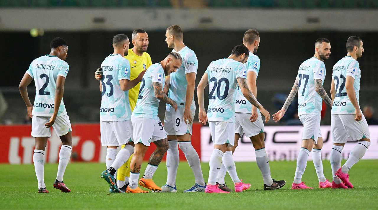 (ВИДЕО) Интер со убедлива победа во Верона не го дава 4-место