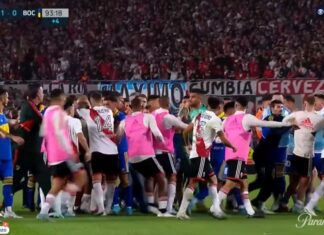 (ВИДЕО) Масовна тепачка, пенал во 94.та, затоа е “Суперкласико“ дербито Ривер Плата – Бока Јуниорс