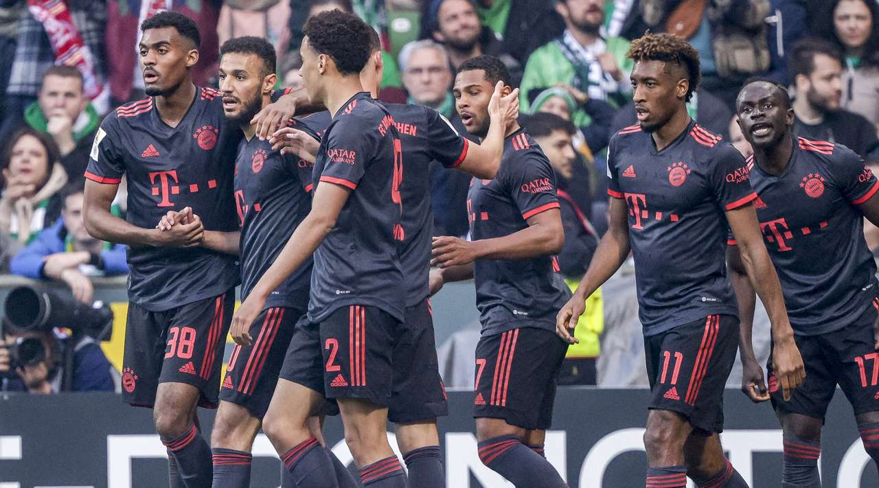 (ВИДЕО) Баерн Минхен со победа го зачува првото место