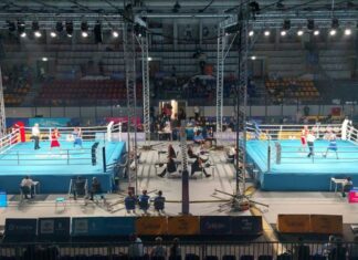 Боксерите Рустемовски и Атила елиминирани по првата борба