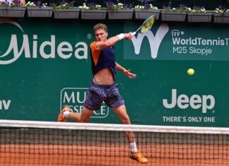 Калин Ивановски во полуфинале, Башиќ предаде поради повреда