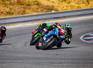 Подиум за Бузалковски во Брно