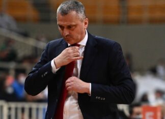 Навивачите не го сакаат Радоњиќ во Подгорица