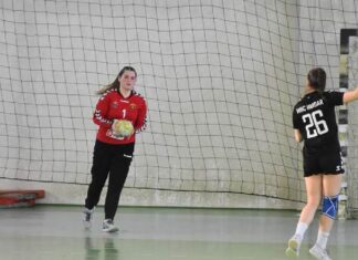 Ѓорче Петров со прво засилување – потпиша Јована Трајковска