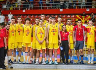 (ВИДЕО) Македонија поразена, но е горда на овие момци!