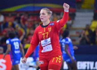 Репрезентативката Дабевска потпиша за романскиот клуб Униреа