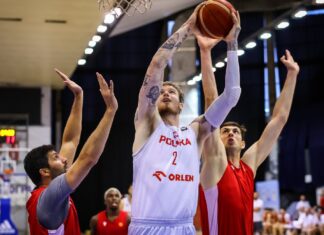 Македонските кошаркари надиграни од Полска