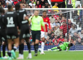 (ВИДЕО) Срамот на Онана, го покрија неговите соиграчи