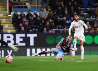 (ВИДЕО) Манчестер Јунајтед конечно се израдува на победа