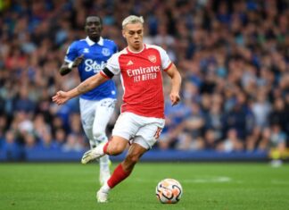 Арсенал се изнамачи да го совлада Евертон