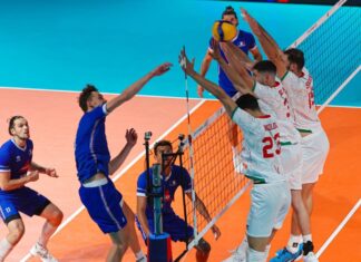 Франција и Романија се првите четвртфиналисти на Еуроволеј