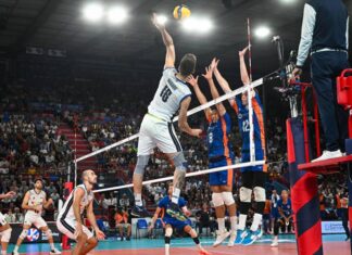 Италијанците на „мускули“ до полуфиналето