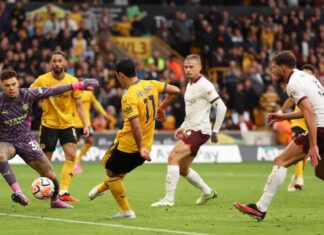 (ВИДЕО) Првакот Манчестер Сити „на колена“