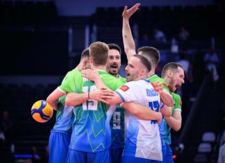 (ВИДЕО) Драмата за бронзата на ЕП и припадна на Словенија