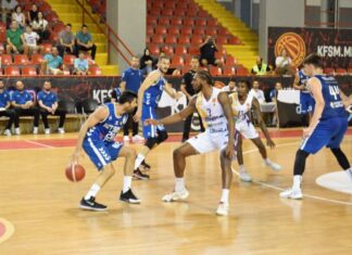 Феникс и МЗТ Скопје ја отвораат претпоследната рунда