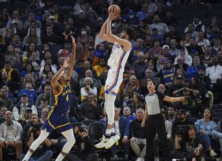 (ВИДЕО) Петти пораз во низа за Голден Стејт