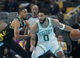 Познати првите полуфиналисти во НБА купот