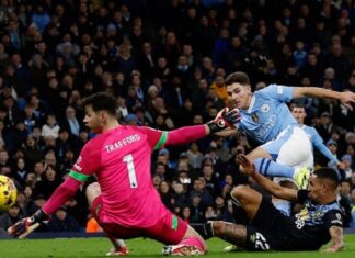 Манчестер Сити лесно преку Барнли