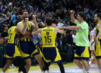 „Луда“ тројка од своја половина го спаси Фенербахче од срамен пораз (ВИДЕО)