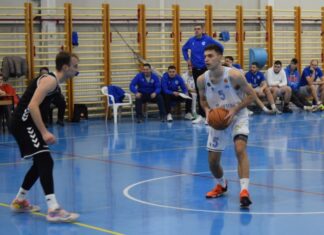 Очекувани победи на фаворитите