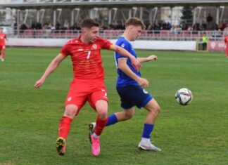 Босанците ги казнија грешките на младите македонски фудбалери