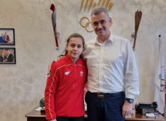 Македонката Андреа Нисева конечно ќе се бори за Македонија!